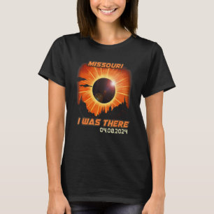 Vintage Countryside Total Solar Eclipse 2024 Misso T-Shirt
