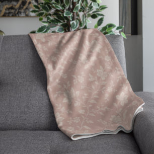 Vintage Cream Florals – Elegant Romantic Fleece Blanket