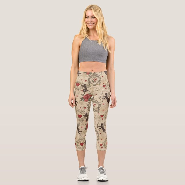 Vintage Cupid's Romantic Pattern (6) Capri Leggings (Front)