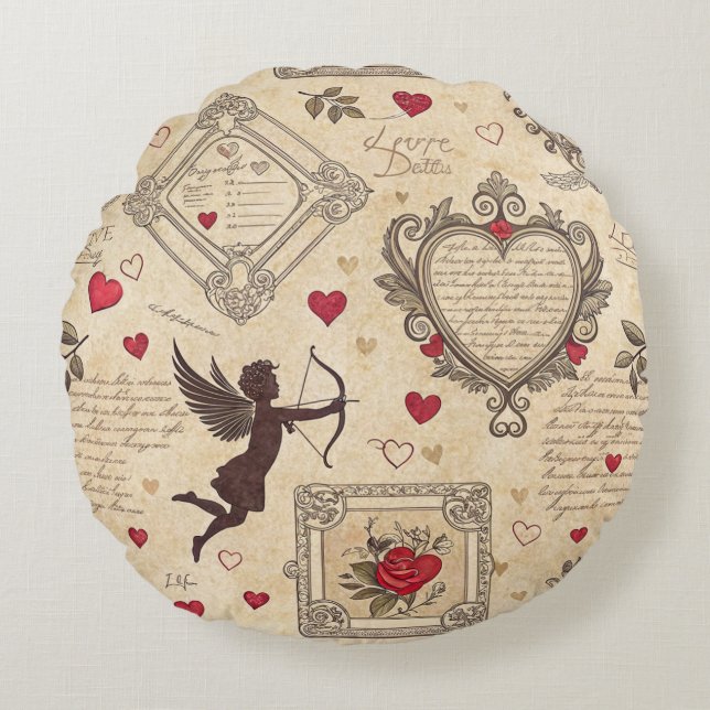 Vintage Cupid's Romantic Pattern (8) Round Pillow (Front)