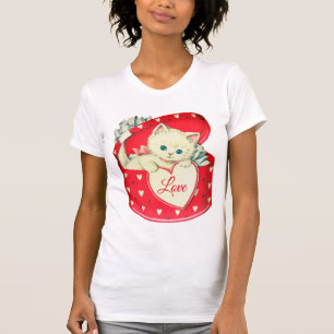 Vintage cute kitten in a gift box with hearts T-Shirt