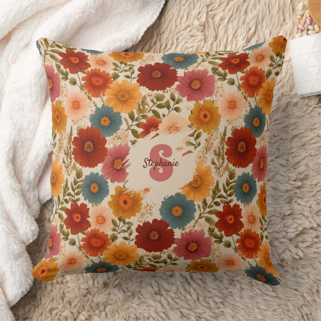 Vintage Daisy Floral Pattern Throw Pillow (Blanket)