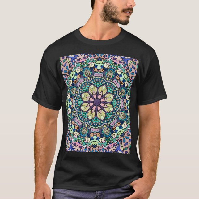 Vintage Damask: Elegant Seamless Pattern T-Shirt (Front)