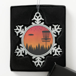 Vintage Disc Golf Frolf Frisbee Player Retro Snowflake Pewter Christmas Ornament