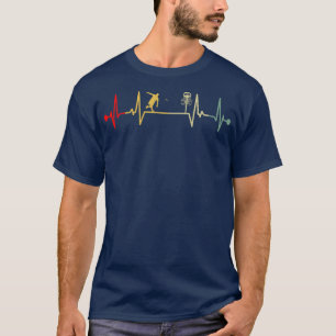 Vintage Disc Golf Retro Heartbeat Funny Disc Golf T-Shirt