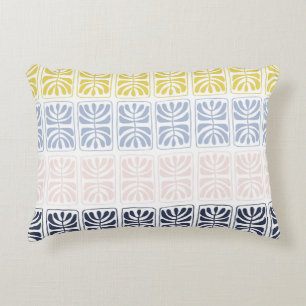 Vintage ethnic seamless accent pillow