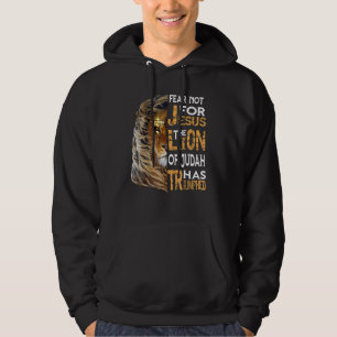 Vintage Fear Not For Jesus The Lion Of Judah Has T Hoodie
