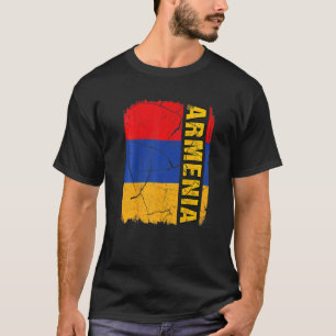 Vintage Flag of Armenia Love Your Country   T-Shirt