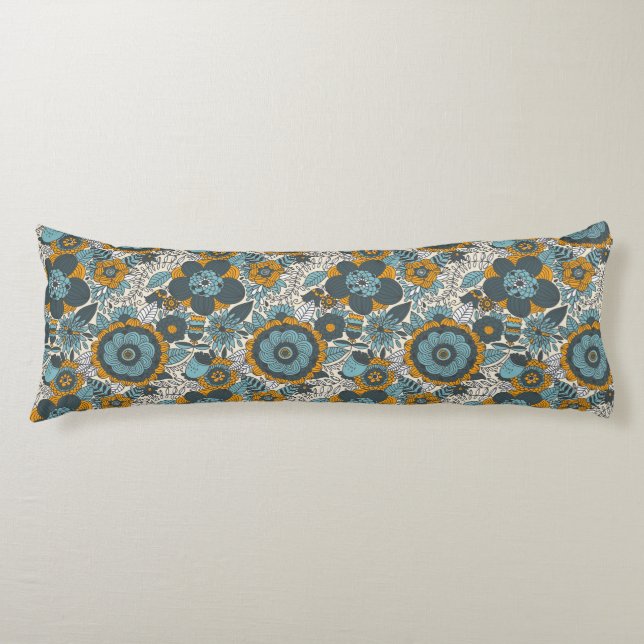 Vintage floral pattern body pillow (Front)
