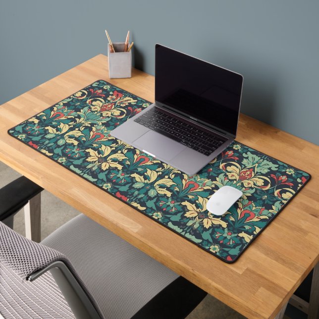 Vintage Floral Tapestry Pattern (Bureau 2)
