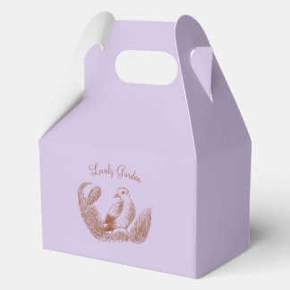 Vintage Garden Bird – Monochrome Floral Retro Favor Box