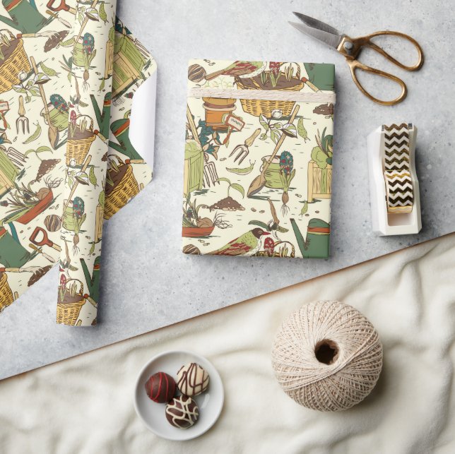 Vintage Gardener Wrapping Paper (Crafts)