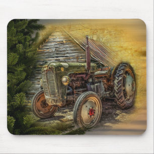 Vintage Green Tractor Rustic Old Barn Mouse Pad