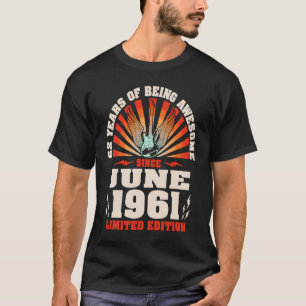 Vintage Guitarist Guitar  Born June 1961 62nd Birt T-Shirt