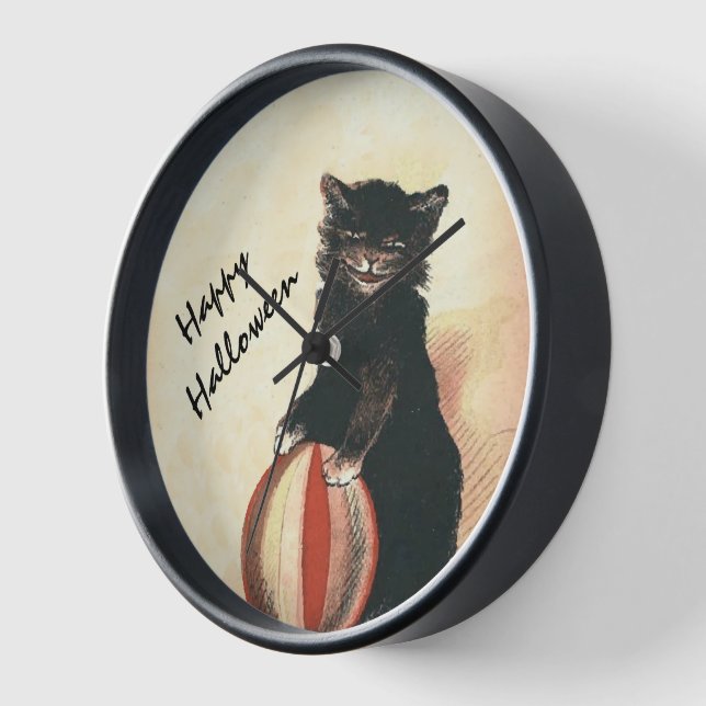 Vintage HALLOWEEN Black Cat Clock (Angle)
