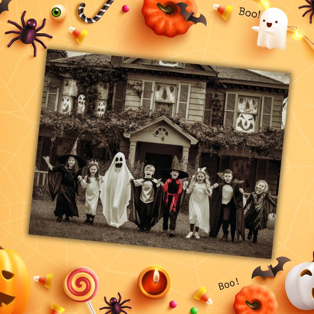 Vintage Halloween with Children in Costumes Postcard (Vintage Halloween with Children in Costumes Postcard)