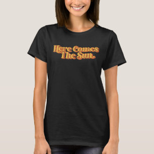 Vintage Here Comes The Sun Cute Retro 70's Beach V T-Shirt
