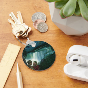 Vintage Honeymoon Love, Newlyweds at Niagara Falls Keychain