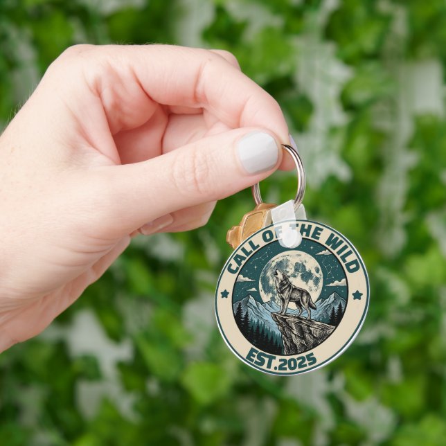 Vintage Howling Wolf Under Full Moon Wilderness Keychain (Hand)