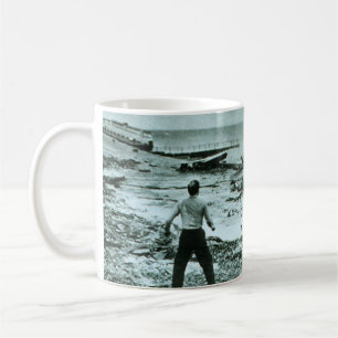 Vintage Hurricane Wave Coffee Mug