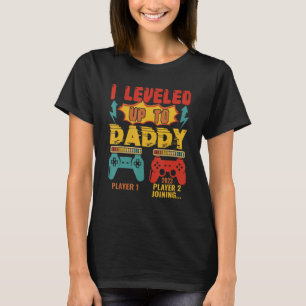 Vintage I Leveled Up To Daddy 2023 Gamer Expecting T-Shirt
