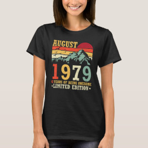 Vintage In August 1979 43 Years Of Being Awesome L T-Shirt