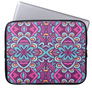 Vintage indian retro stylized flowers and rhombus. laptop sleeve