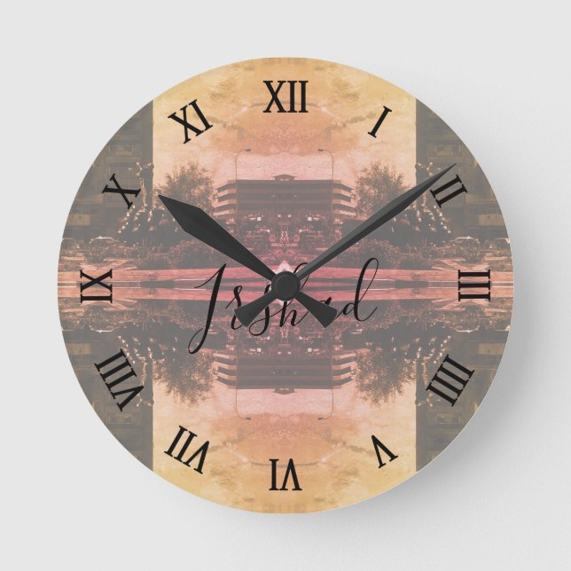 Vintage Iraq Baghdad fountain Round Clock (Front)