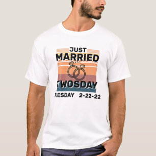 Vintage Just Married On TWOSDAY Feb 22, Twos Day W T-Shirt