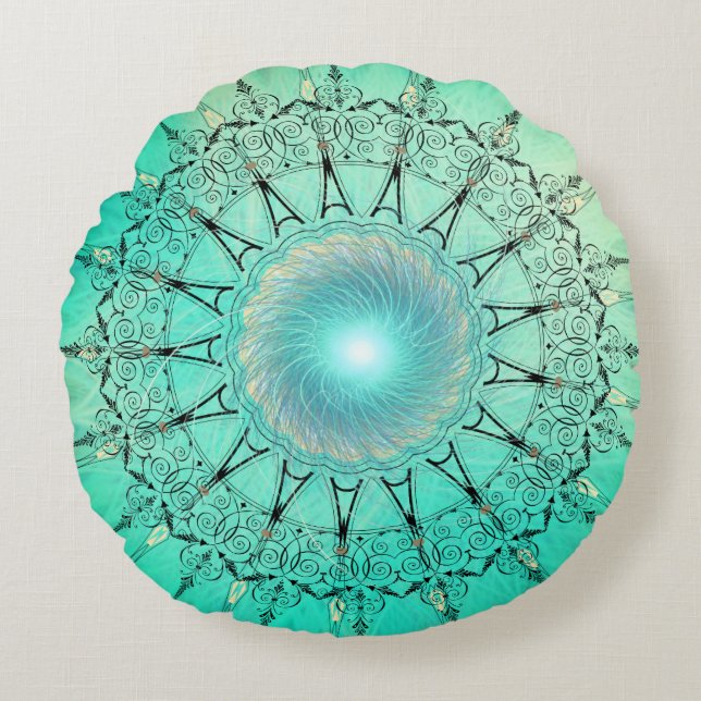 Vintage Mandala Minty Green Round Pillow (Front)
