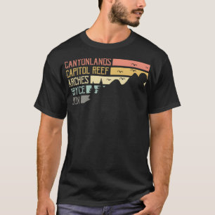 Vintage Moab Souvenir Big 5 Utah Mighty Five Natio T-Shirt