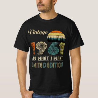 Vintage November 1961 T-Shirt Retro Style Birthday