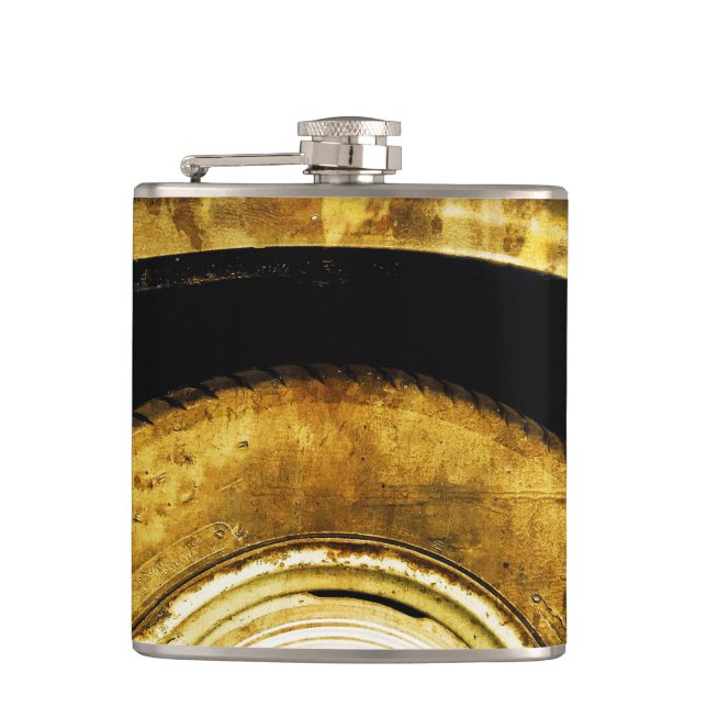 Vintage Old Wheel Of Classic Car Hip Flask (Front)
