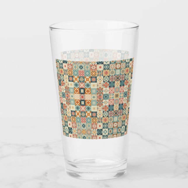 Vintage, patchwork quilted look glass (Front)