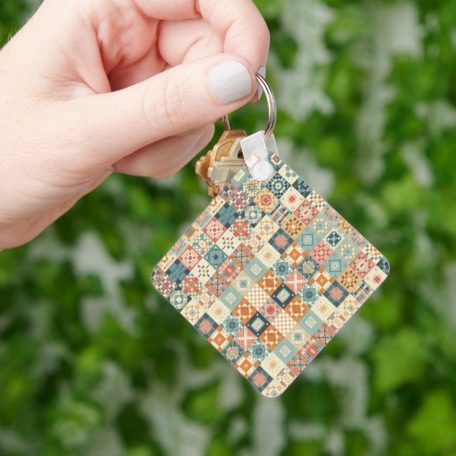Vintage, patchwork quilted look keychain (Hand)