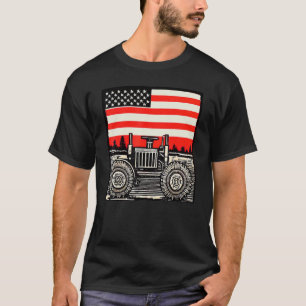 Vintage patriotic tractor on a farm - American fla T-Shirt