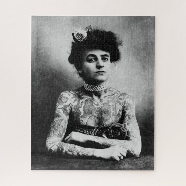 Vintage photography of a tattooed lady jigsaw puzzle (Vertical)