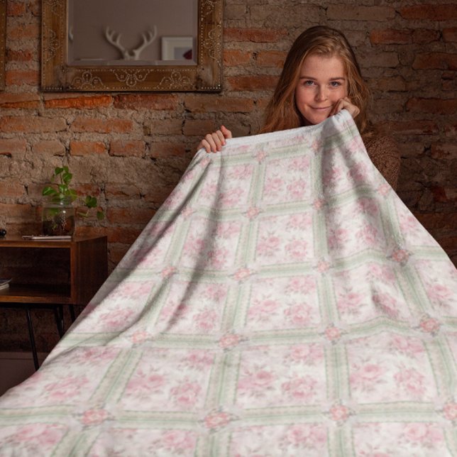 Vintage Pink Roses Patchwork Fleece Blanket (Creator Uploaded)
