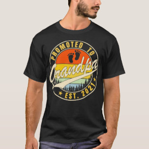 Vintage Promoted to Grandpa 2021 First Time Grandf T-Shirt