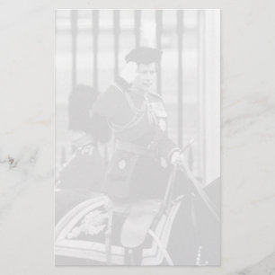 Vintage Queen Elizabeth II Buckingham Palace 1970 Stationery
