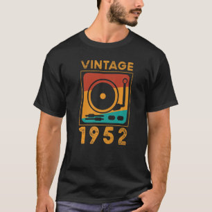 Vintage Retro 1952 70th Birthday Record Player T-Shirt