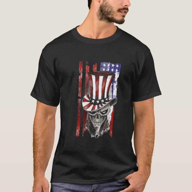 Vintage retro American flag skull ,patriotic  T-Shirt (Front)