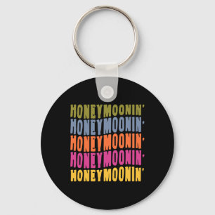 Vintage Retro Honeymoonin Bride Groom Honeymoon Va Keychain