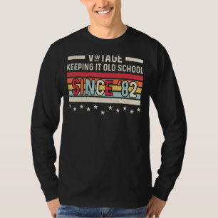 Vintage Retro Keeping It Old School Since 1982 T-Shirt