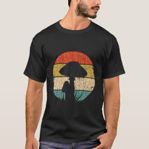 Vintage Retro Mushroom Hunter Funny Morels Hunting T-Shirt