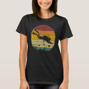 Vintage Retro Ocean Scuba Diver   Scuba Diving T-Shirt