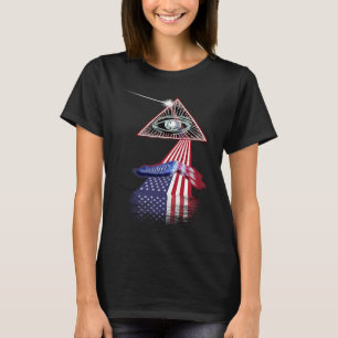 Vintage Retro Prism US Flag Cuttlefish T-Shirt
