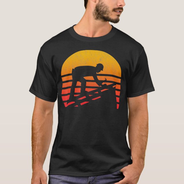 Vintage Retro Sunset Roofer  T-Shirt (Front)