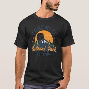 Vintage Retro Yosemite National Park Est 1890 Moun T-Shirt