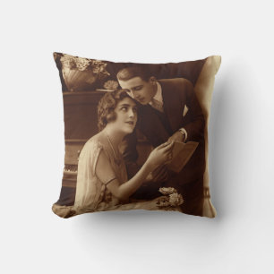 Vintage Romantic Music, Love and Romance Lovers Throw Pillow
